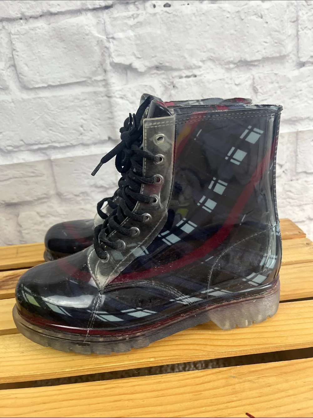Henry Ferrera women’s preppy utility  tartan plaid lace up rainboots size 8
